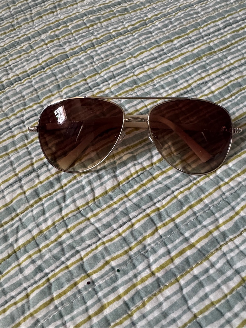 Women’s Aviator Sunglasses with Brown Lenses white side pieces